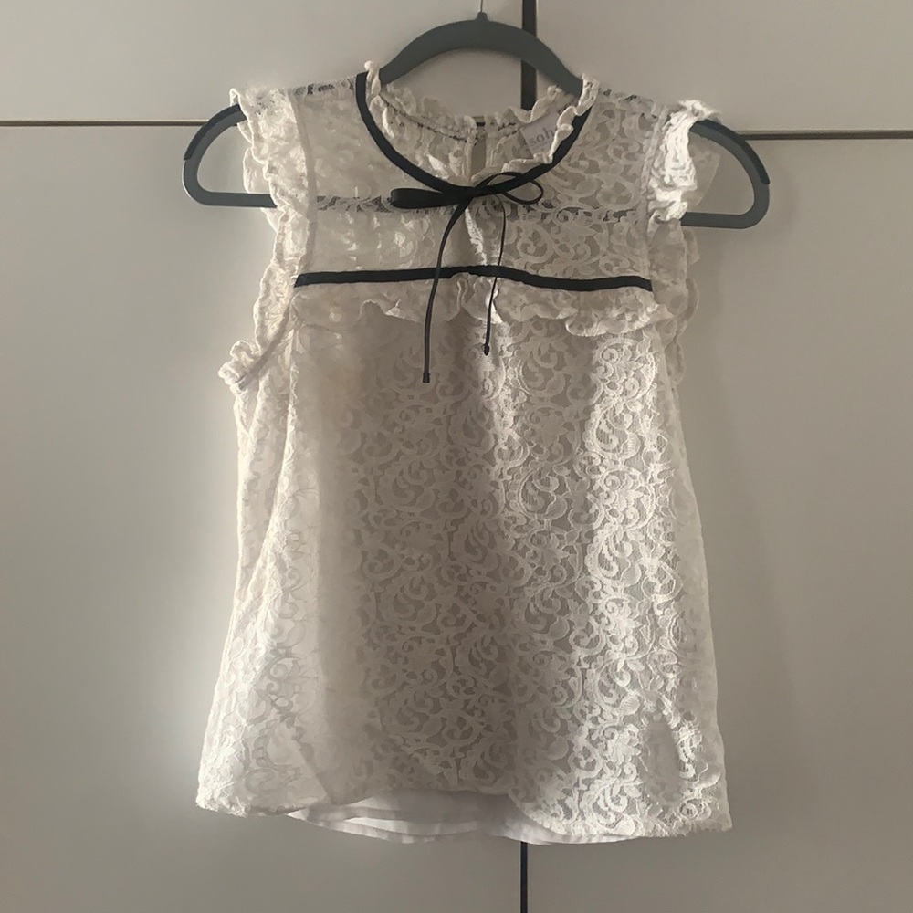 Lace shirt size small